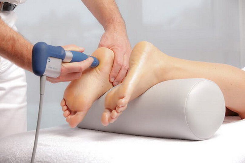 Izvajanje terapije z udarnimi valovi